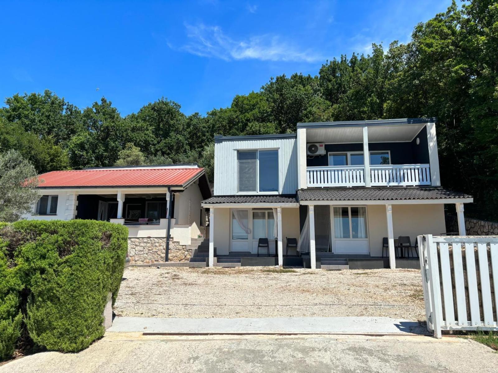 Apartmani Bosnjak Starigrad Paklenica Bagian luar foto