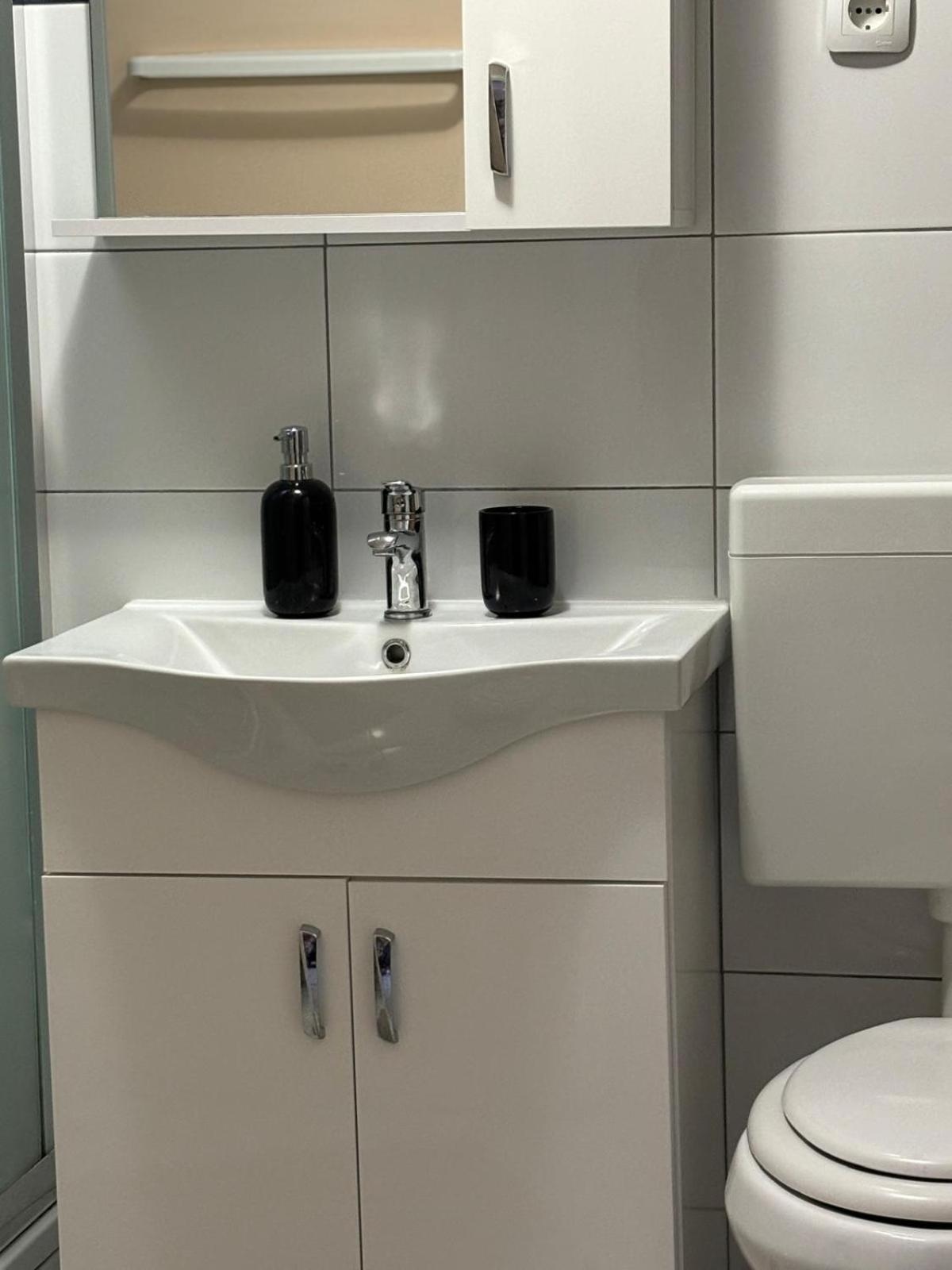 Apartmani Bosnjak Starigrad Paklenica Ruang foto