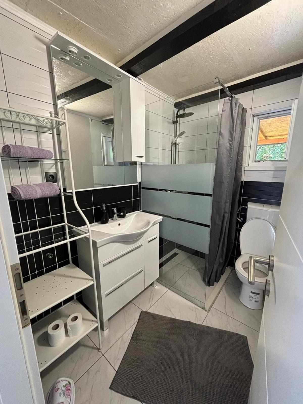 Apartmani Bosnjak Starigrad Paklenica Ruang foto